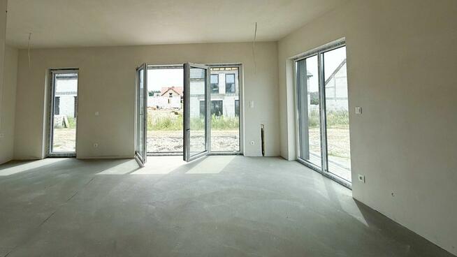 Nowoczesne osiedle tuż koło Rokietnicy