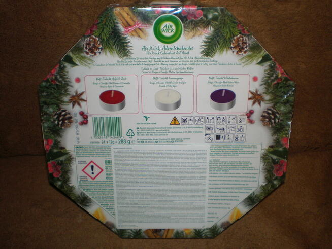 Sprzedam kalendarz adwentowy, świeczki zapachowe, nowe.