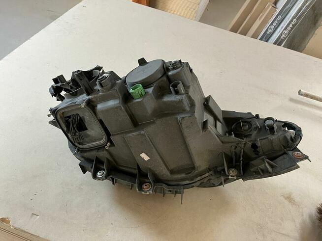 Reflektory przednie Bi-Xenon D5S Mopar/AL – uszkodzone, na c