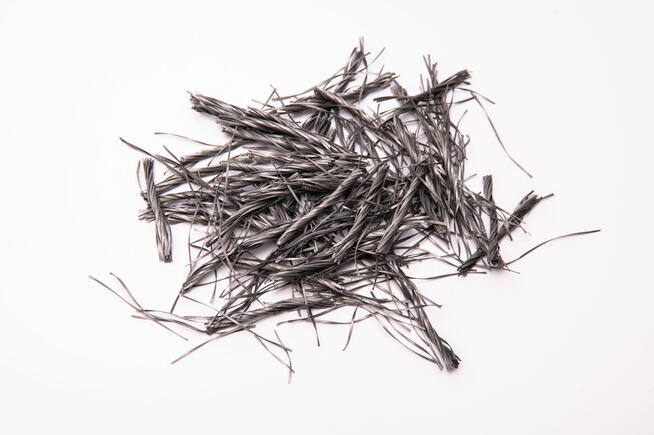 WŁÓKNA STALOWE / POLIMEROWE DO BETONU