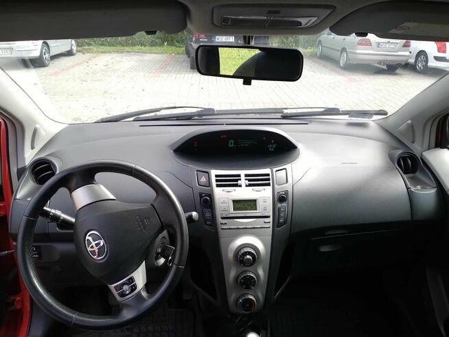 Piękna Toyota Yaris na sprzedaż