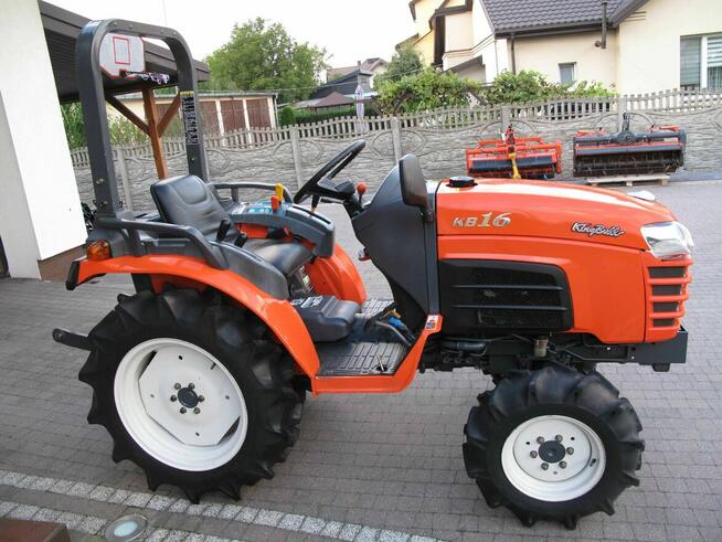 Mini Traktorek Kubota KB16 4X4 16KM Wspomaganie Rewers
