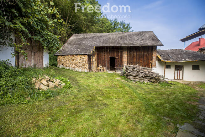 Siedlisko z dużą działką w Dubiecku