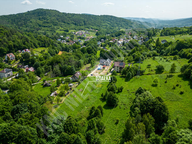 Dwie działki w spokojnej okolicy