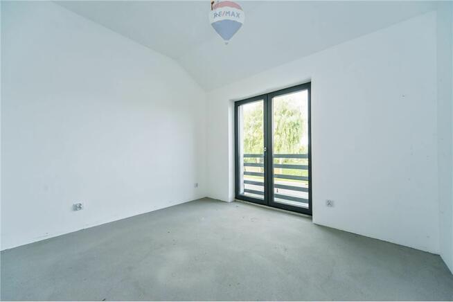 Nowy, ekonomiczny dom w zabudowie bliźniaczej.