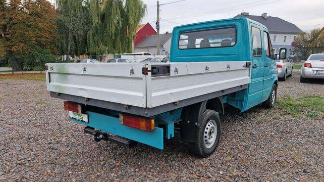 Mercedes Sprinter (Nr. 102) 2,2 CDI , paka 2,7 m, 2004 rok Doka 7 osób