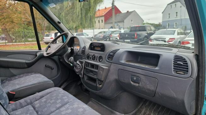 Mercedes Sprinter (Nr. 102) 2,2 CDI , paka 2,7 m, 2004 rok Doka 7 osób