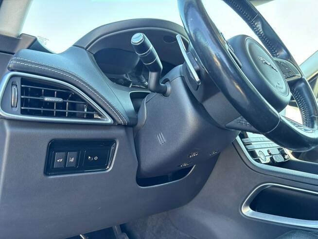 Jaguar F-PACE / Salon Polska / Bezwypadkowy / Drugi właściciel / FV 23%