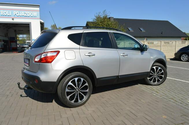 Nissan Qashqai 1.6i Automat Serwis Navi Kamera Panoramadach Bluetooth 147 tys.km