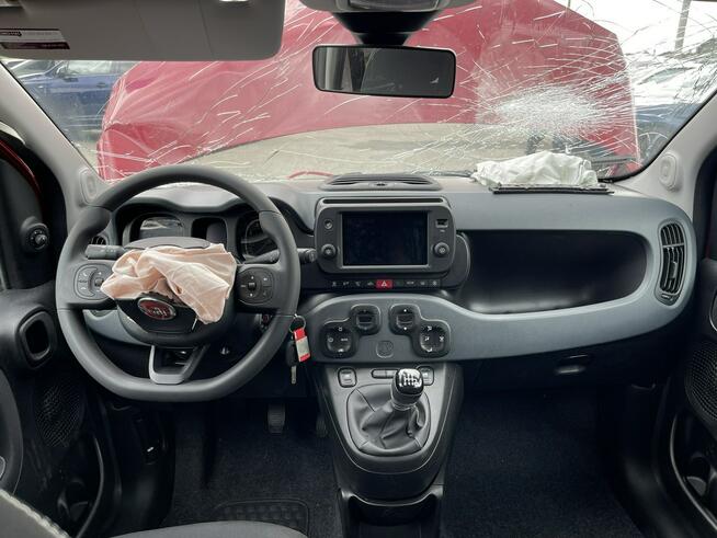 Panda Cross mHEV Klimatyzacja Czujniki park.