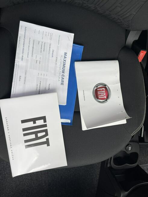 Panda Cross mHEV Klimatyzacja Czujniki park.