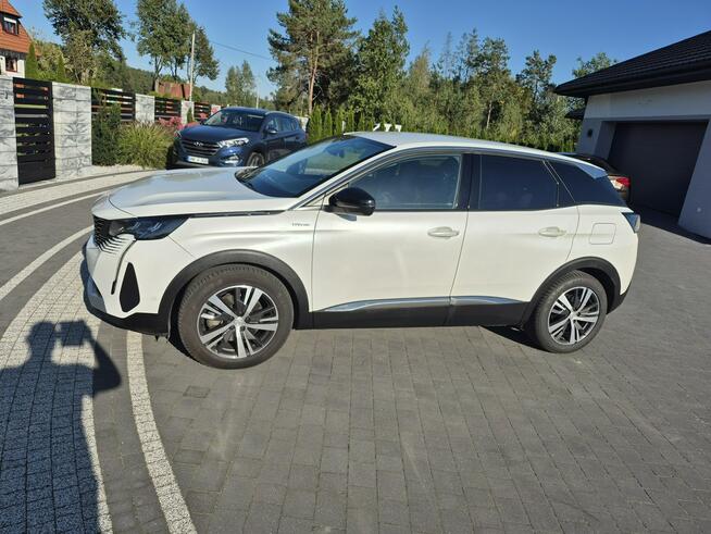 Peugeot 3008 Plug-In Hybrid 225 e-EAT8 Allure Pack
