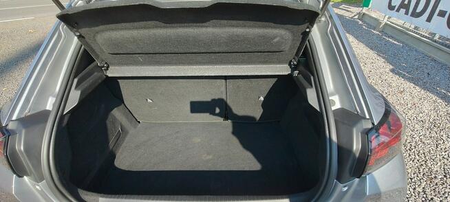 Peugeot 208 Stan bardzo dobry.