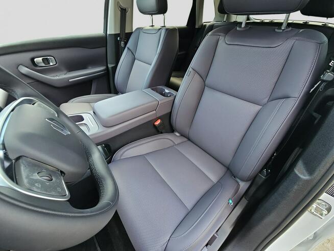 Leapmotor C10 Reev C10 hybryda plug-in , napęd elektryczny wersja Design