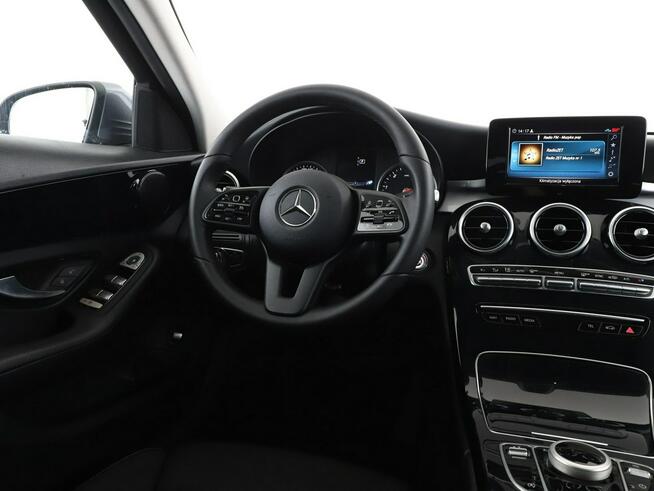 Mercedes C 180 lift automat full LED navi kamera ic zujniki parkowania