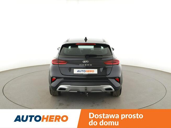 Kia XCeed Automat Navi Kamera cofania Klimatyzacja Podgrzewane fotele Hak Blueto
