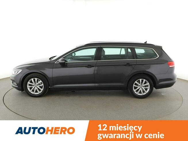 Volkswagen Passat 2.0TDI Comfortline Tempomat Nawigacja Virtual Grzane Fotele Kamera LED