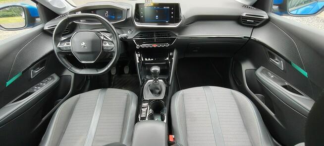 Peugeot 208 Stan bardzo dobry.