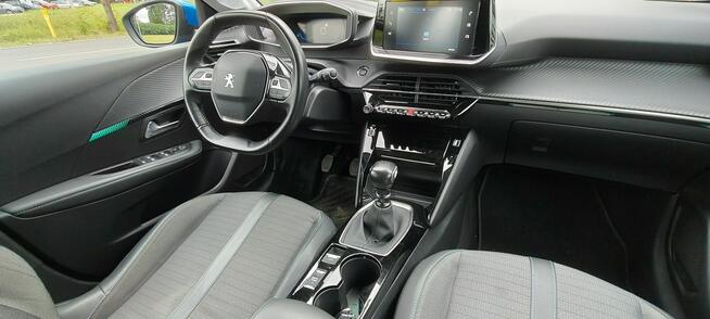 Peugeot 208 Stan bardzo dobry.