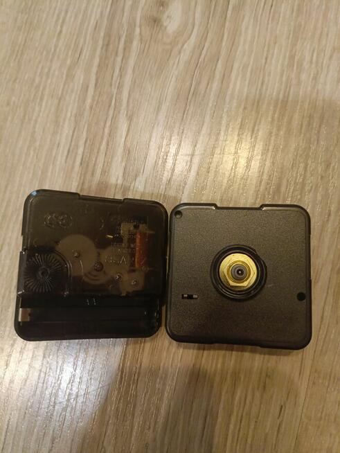 ZEGAROWY MECHANIZM KWARCOWY