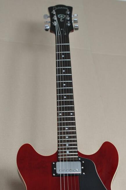 Gitara elektryczna JOHNSON - Semi Hollow Body - Wiśniowa