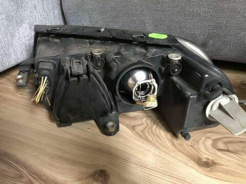 Lampy przednie Passat B5 Lift