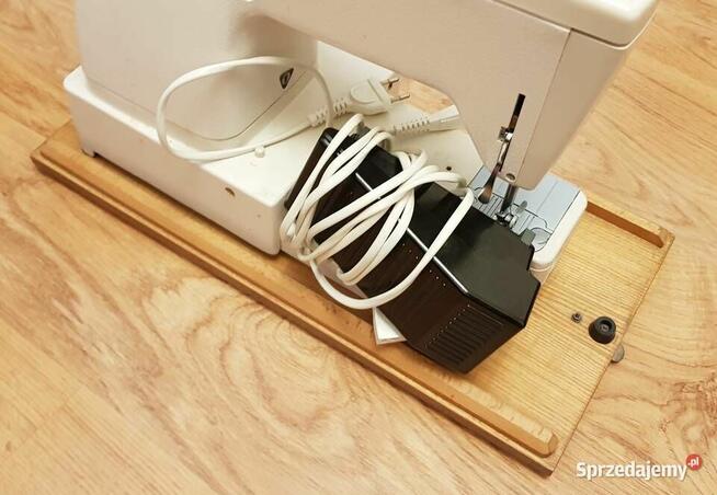 Maszyna do szycia Łucznik 877
