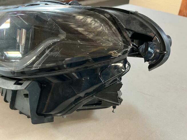 Reflektory przednie Bi-Xenon D5S Mopar/AL – uszkodzone, na c