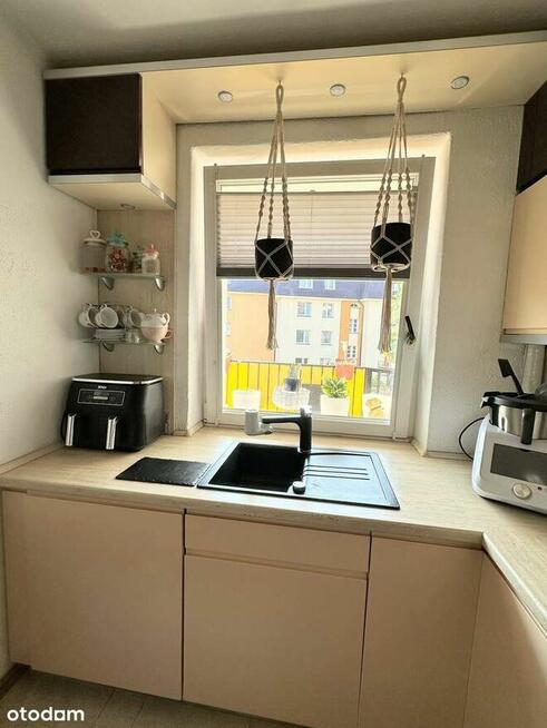 4 pokojowe, 2 piętro, do zamieszkania!