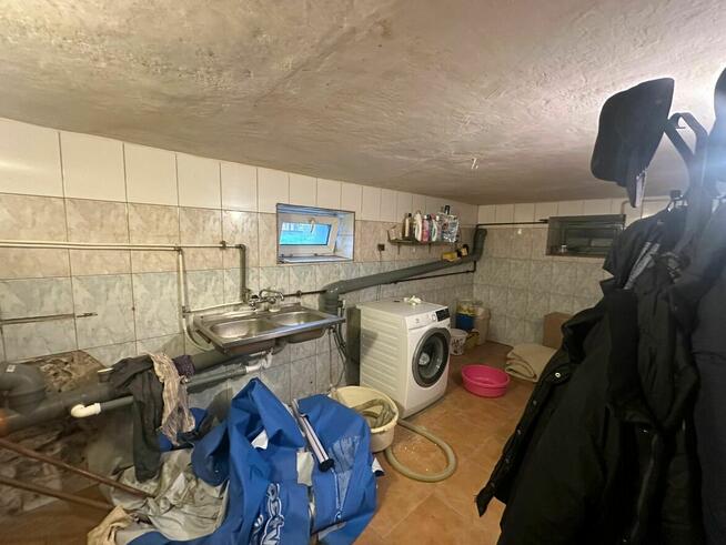 Syndyk sprzeda 3/8 udziału w nieruchomości zabudowanej