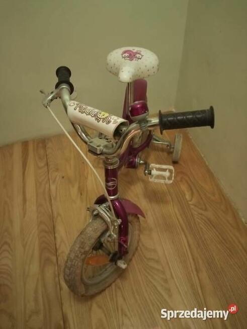 Rower GIANT różowy 12,5 cali dla dziewczynki.