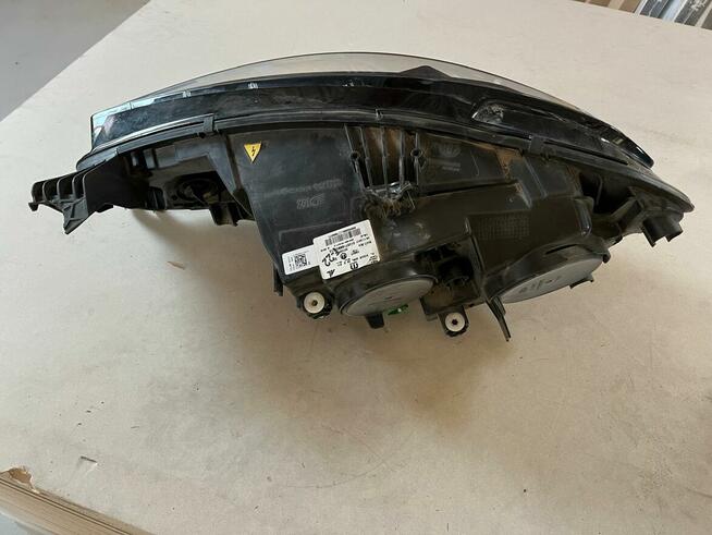 Reflektory przednie Bi-Xenon D5S Mopar/AL – uszkodzone, na c