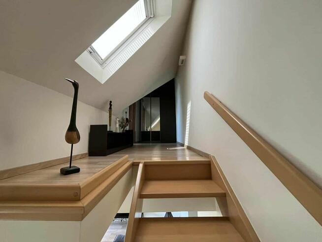 Ładne,2-poziomowe mieszkanie na Osiedlu Bobrek Wschód.