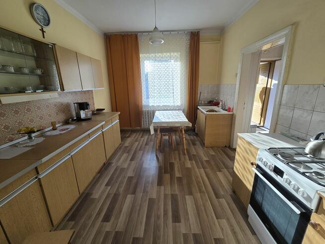 Rokitno Szlachecki, dom i pomieszczenia gospodarcze