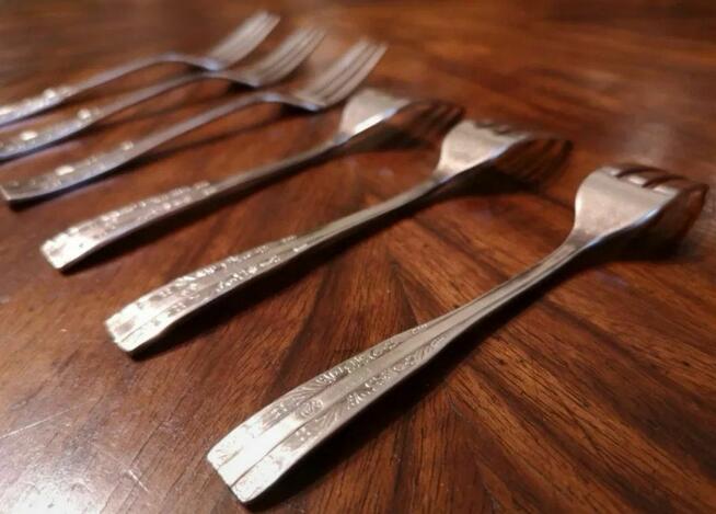 Zestaw widelczyków do ciast i łyżeczka do cukru HEFRA.