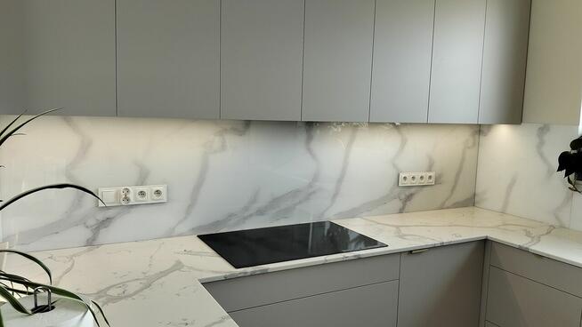 Panele szklane hartowane do kuchni i łazienki