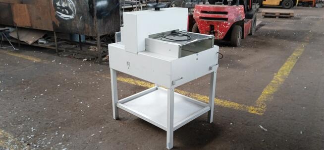 Gilotyna do cięcia papieru Ideal 4810-95