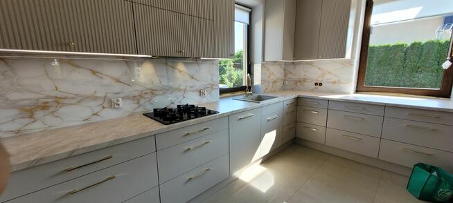 Panele szklane hartowane do kuchni i łazienki