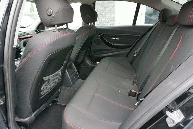 BMW 320 zarejestrowany, ubezpieczony