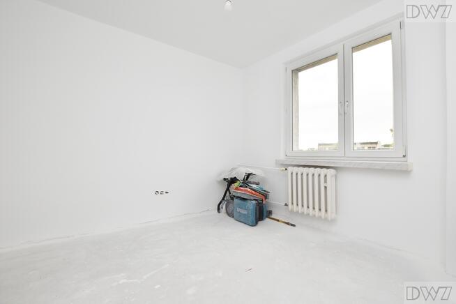 2pokoje, oddzielna kuchnia,os.Albertyńskie,Czyżyny