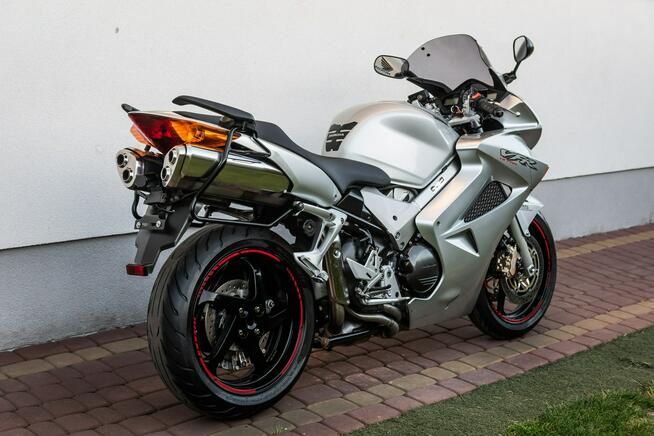 Honda VFR 800 ABS MEGA ZADBANA Raty Transport Największy Wybór Motocykl