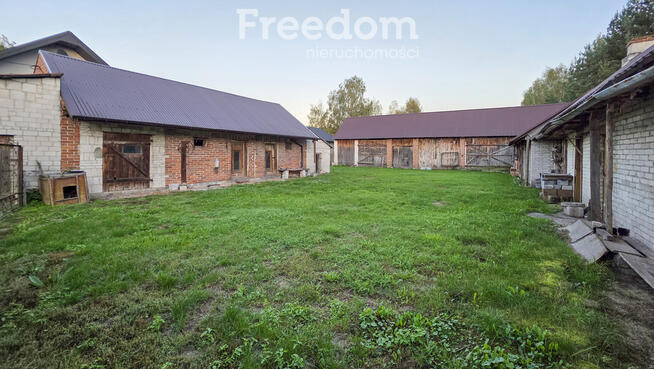 Dom z zabudowaniami, działka 2,3 ha – Gielnia