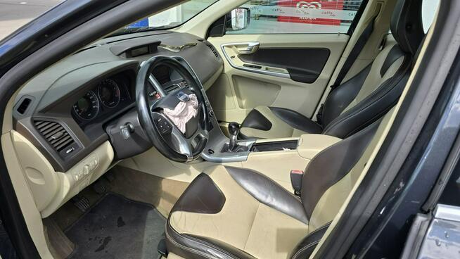 Volvo XC 60 Zadbane Jeżdżące Hak Relingi Chłodnice całe
