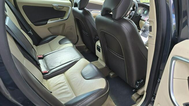 Volvo XC 60 Zadbane Jeżdżące Hak Relingi Chłodnice całe