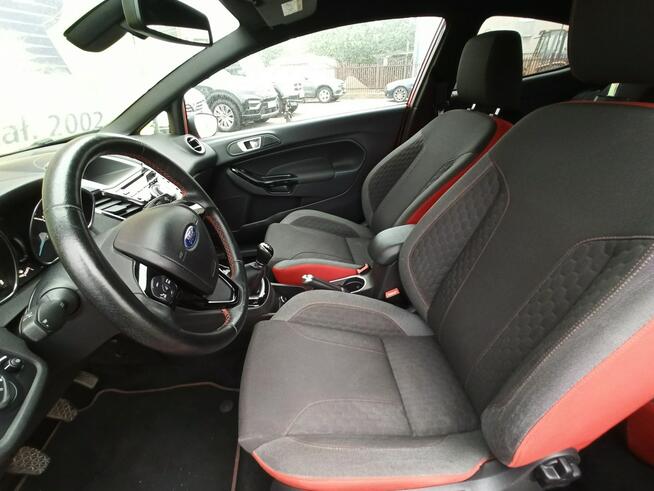 Ford Fiesta ST Line, 2016/15