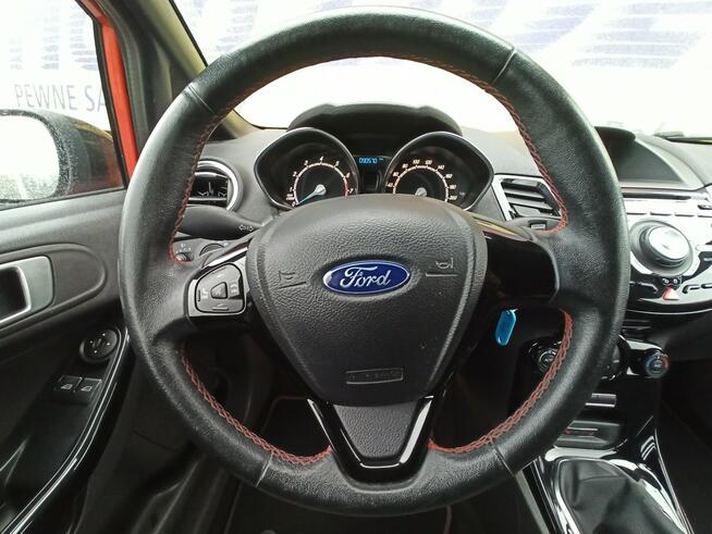 Ford Fiesta ST Line, 2016/15