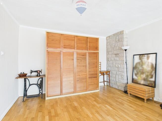 3 pokoje w kamienicy – Mazurska 10