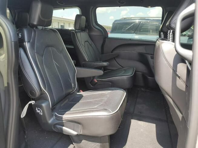 Pacifica Limited awd