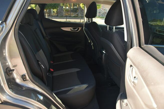 Nissan Qashqai 1.6dCi 130KM Automat XI.2017r. FullLED Panorama Kamera360 NAVi