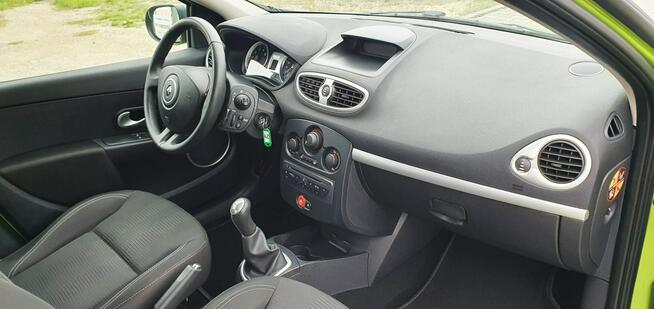 Renault Clio W oryginalnym lakierze/Bardzo zadbany/Ledy/Alufelgi/Podgrzewane fotele
